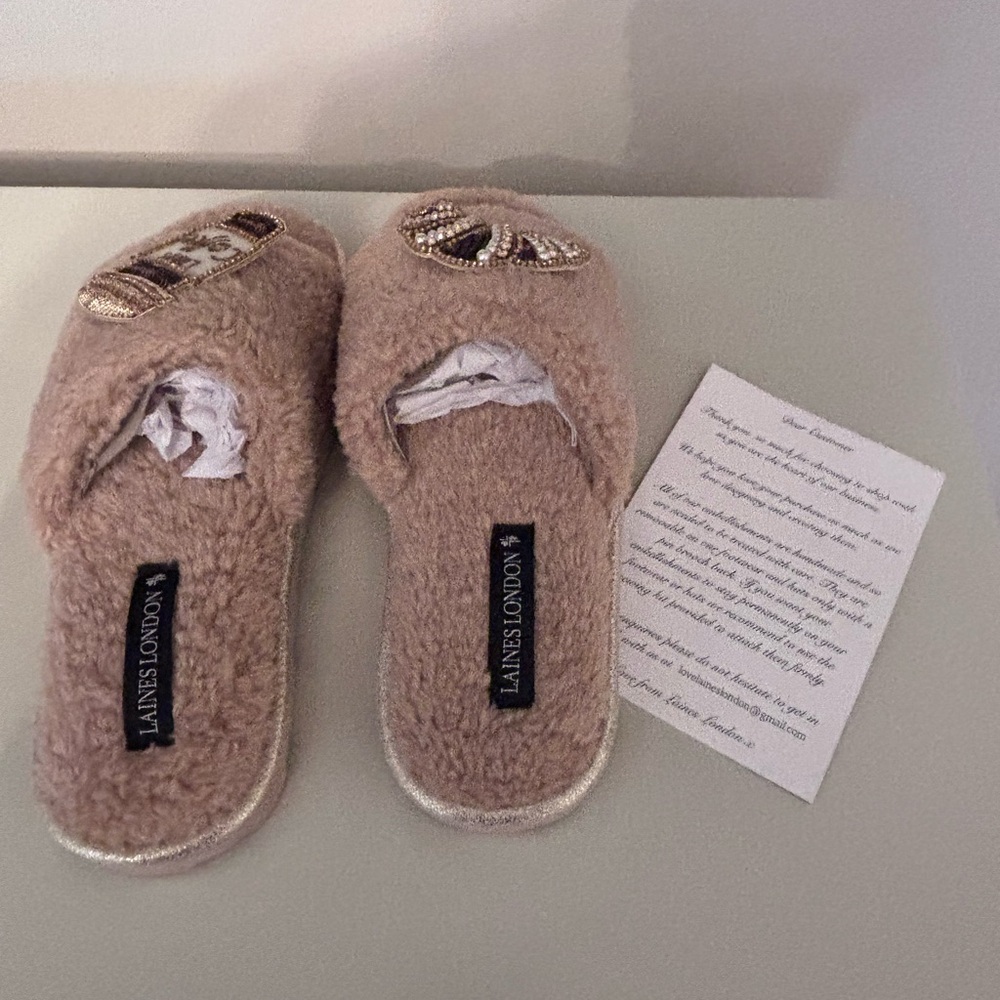 Brown Slippers with Embellishments - Picture 5 of 8